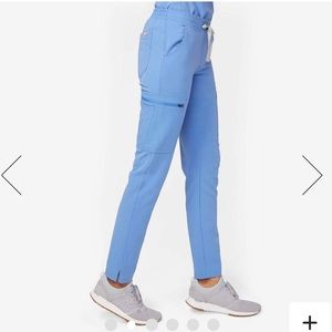 Figs Yola Cargo scrubs